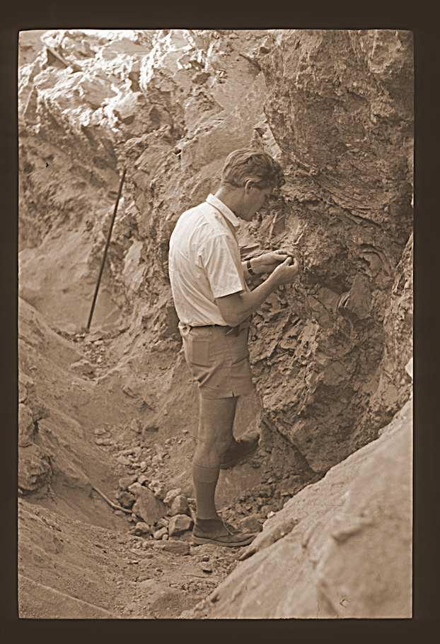 Kees Borghouts at Miku Emerald Mine, 1972. Photo by John Berry